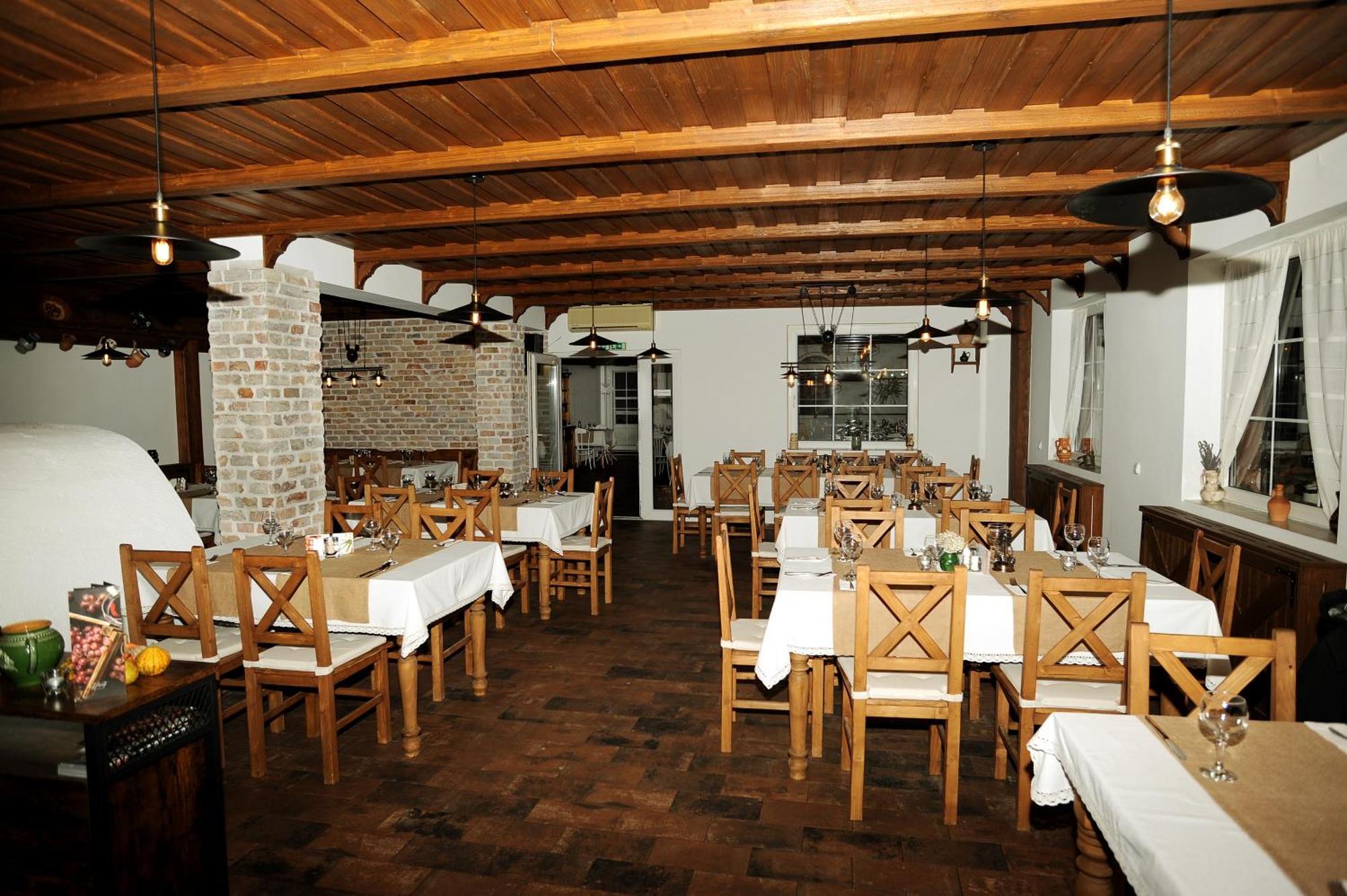 Pilisi Lovas Major, Dorog Bed & Breakfast Dış mekan fotoğraf