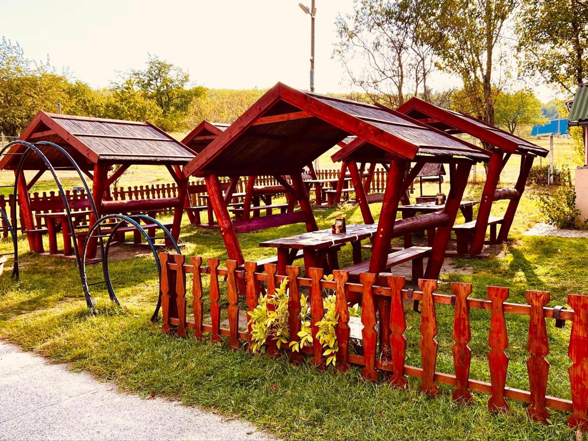 Pilisi Lovas Major, Dorog Bed & Breakfast Dış mekan fotoğraf